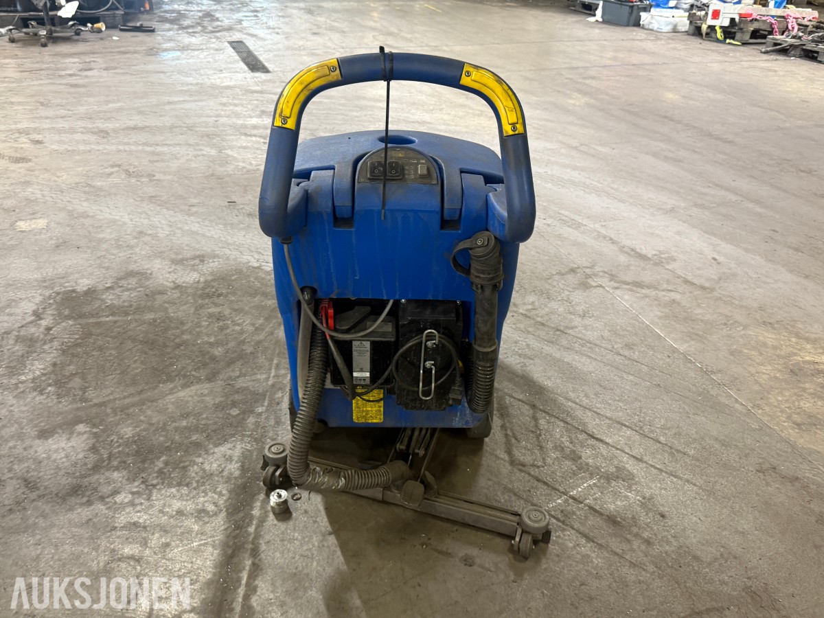 2016 Nilfisk Scrubtec 343.2 B Combi gulvvaskemaskin