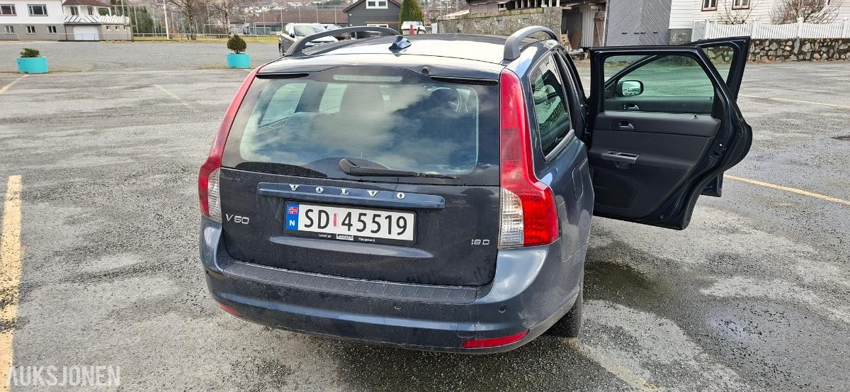 2009 Volvo V50 1.6 diesel 109hk cruisekontroll eu ok til 06.2027