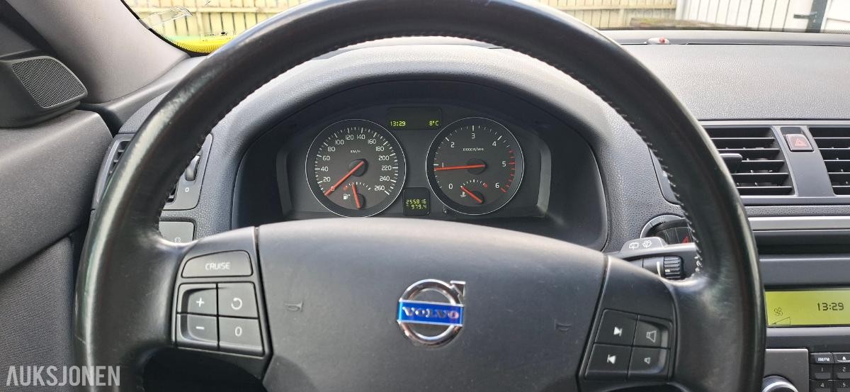 2009 Volvo V50 1.6 diesel 109hk cruisekontroll eu ok til 06.2027