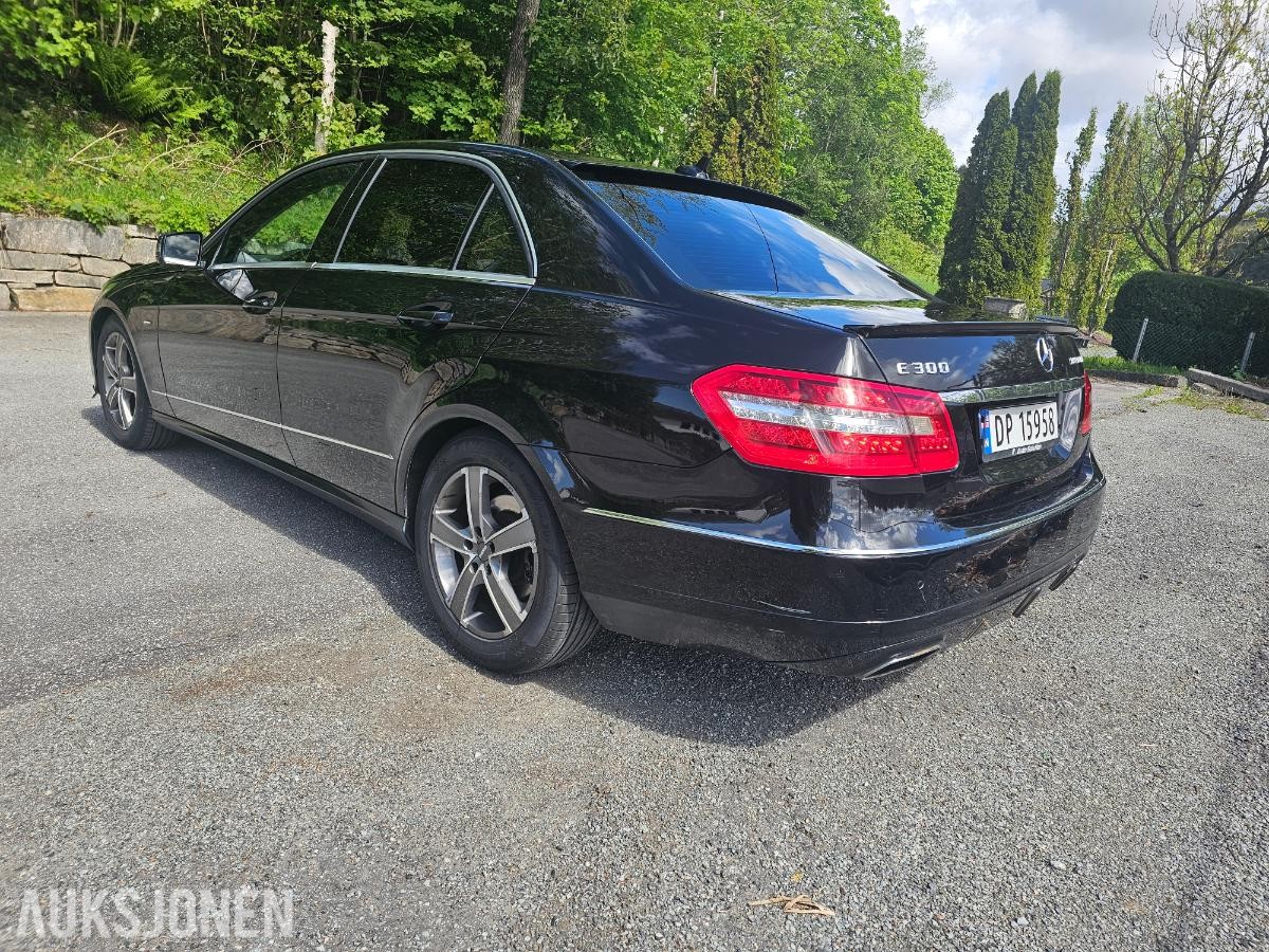 2012 Mercedes-Benz E 300 BLUETEC HYBRID 2.1 204HK cruisekontroll s+v dekk