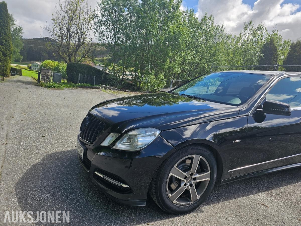 2012 Mercedes-Benz E 300 BLUETEC HYBRID 2.1 204HK cruisekontroll s+v dekk