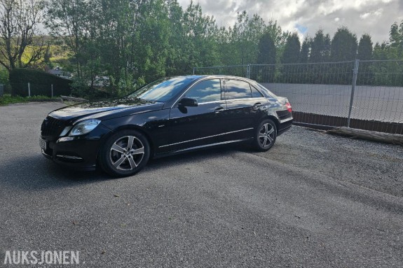 2012 Mercedes-Benz E 300 BLUETEC HYBRID 2.1 204HK cruisekontroll s+v dekk