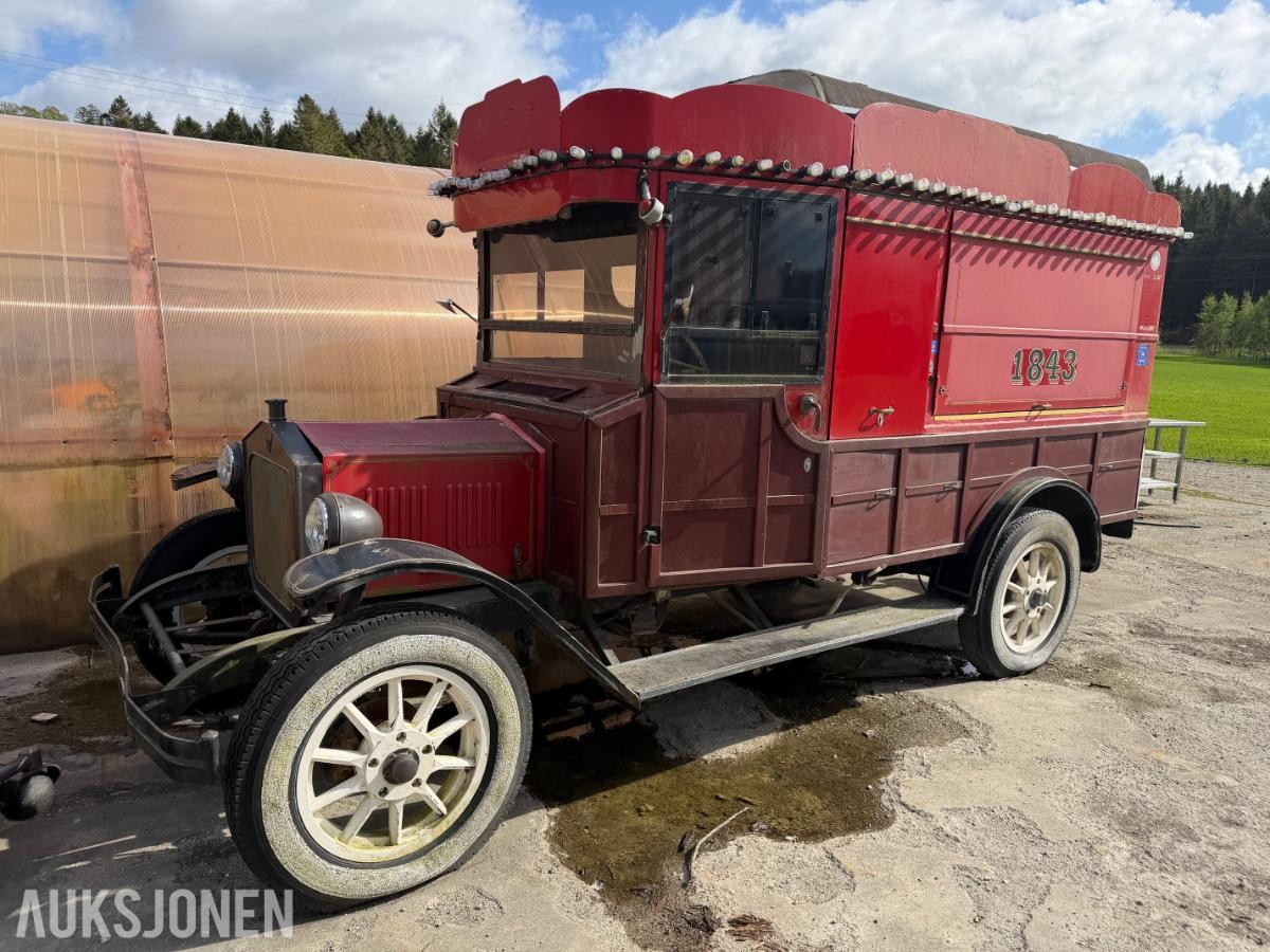 Unik food truck / reklamebil selges