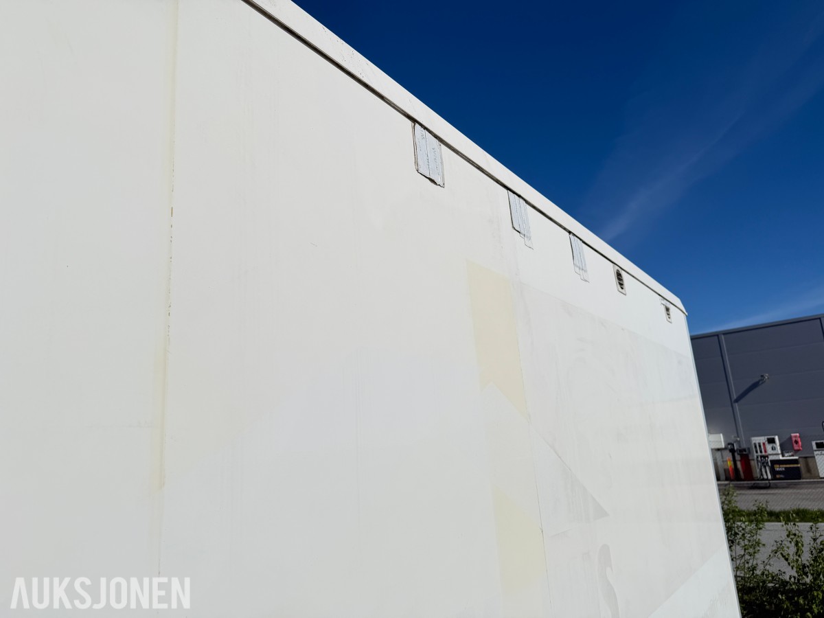 SCANVOGN MANNSKAPSVOGN/BRAKKE – SANITÆR - 1800 KG