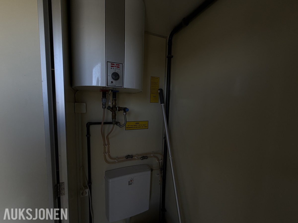 SCANVOGN MANNSKAPSVOGN/BRAKKE – SANITÆR - 1800 KG