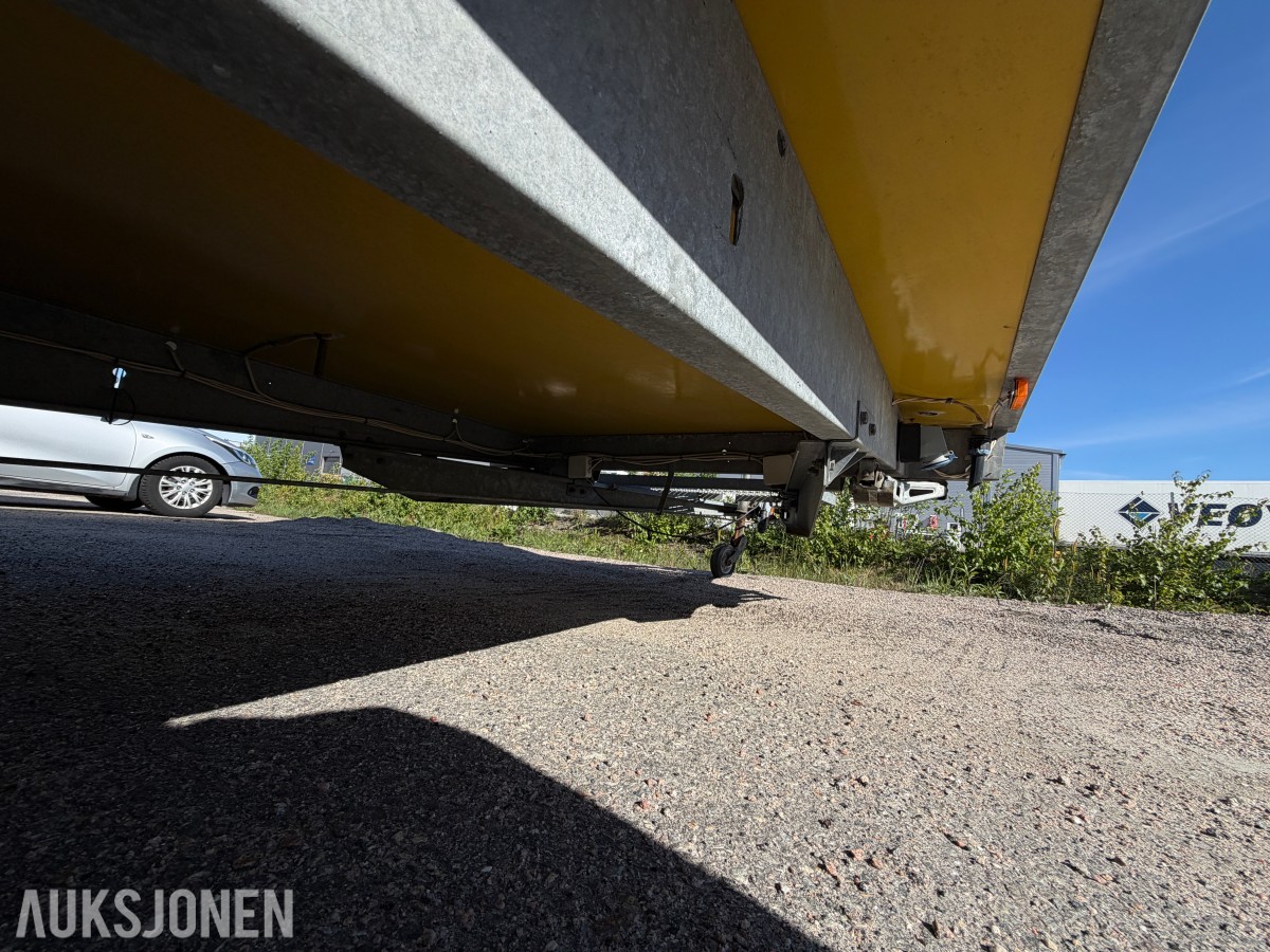 SCANVOGN MANNSKAPSVOGN/BRAKKE – SANITÆR - 1800 KG
