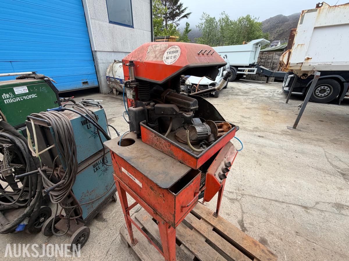 Grind-O-Matic/Twist 1200 borebitsliper