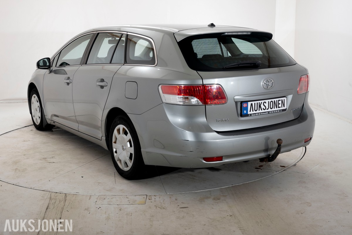 2009 Toyota AVENSIS 1.6-132 - Hengerfeste - Aircondition - 210.378 km