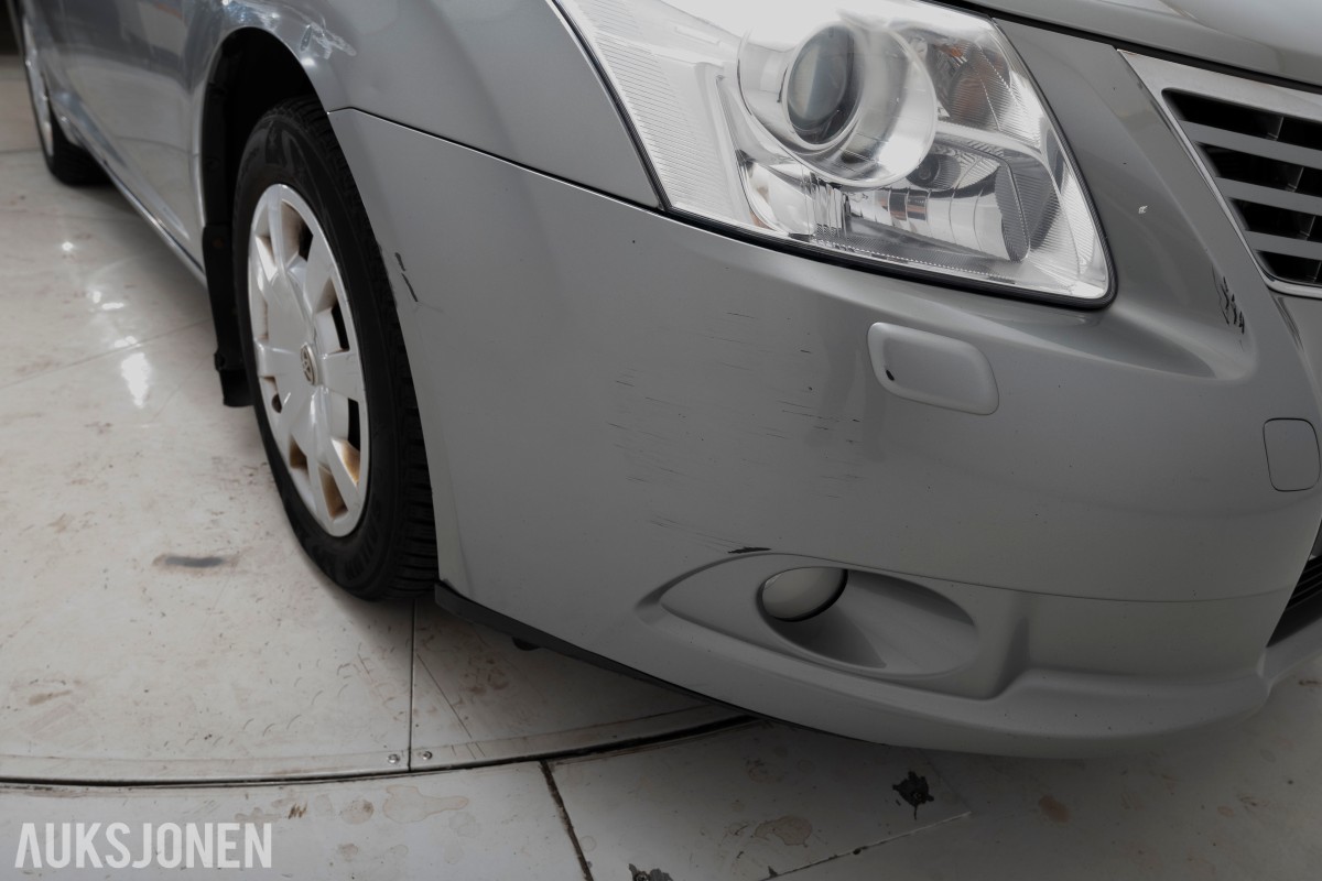 2009 Toyota AVENSIS 1.6-132 - Hengerfeste - Aircondition - 210.378 km