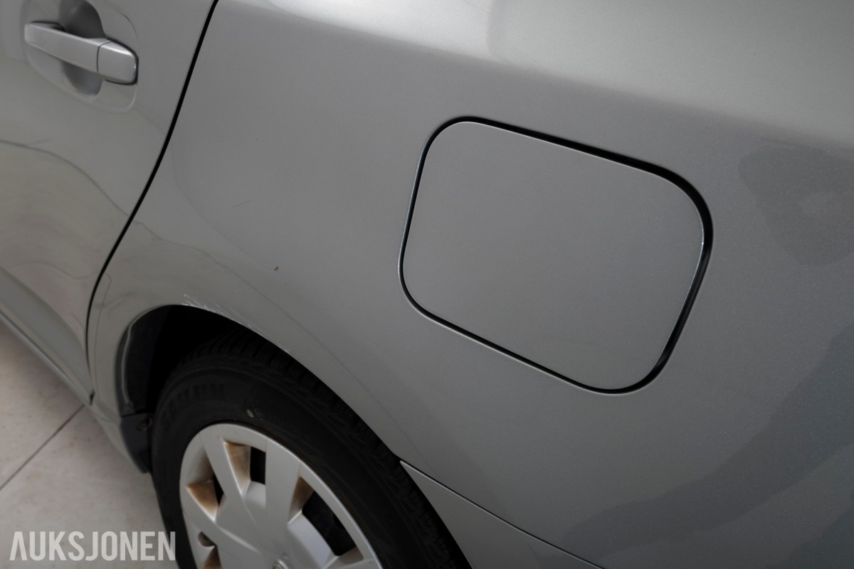 2009 Toyota AVENSIS 1.6-132 - Hengerfeste - Aircondition - 210.378 km