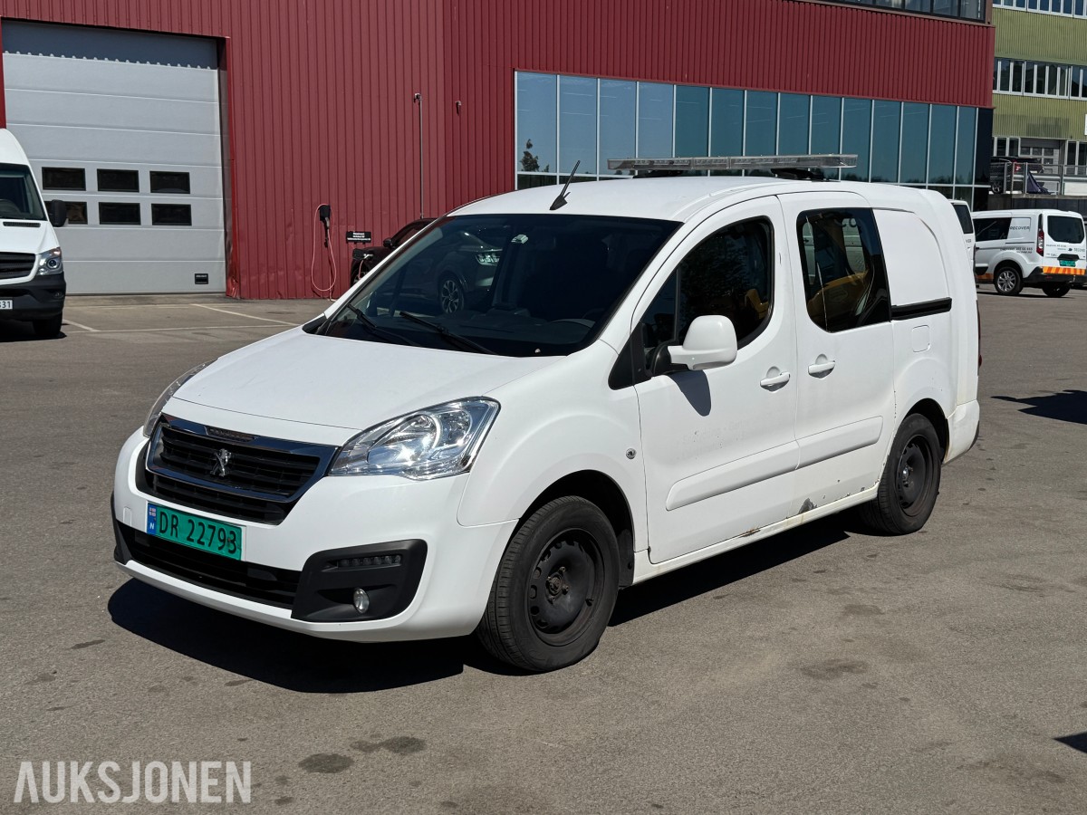 2017 Peugeot PARTNER HENGERFESTE CRUISE P.SENSORER S+V HJUL