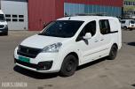 2017 Peugeot PARTNER HENGERFESTE CRUISE P.SENSORER S+V HJUL