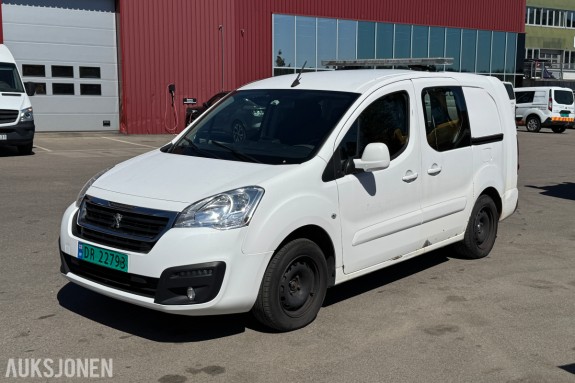2017 Peugeot PARTNER HENGERFESTE CRUISE P.SENSORER S+V HJUL