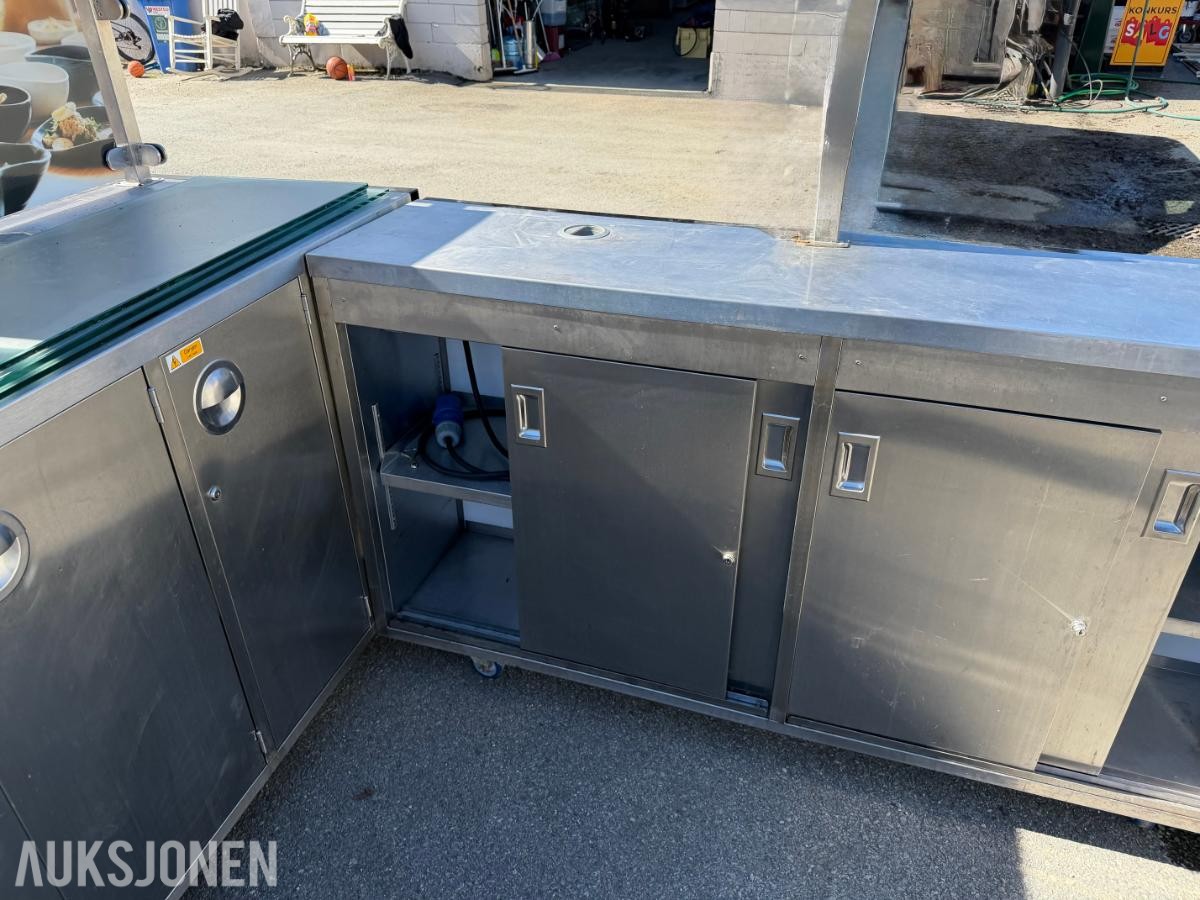 Stor profesjonell serveringsdisk / bar / kiosk løsning i rustfritt stål