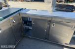 Stor profesjonell serveringsdisk / bar / kiosk løsning i rustfritt stål
