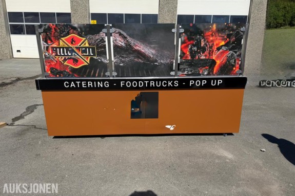 Stor profesjonell serveringsdisk / bar / kiosk løsning i rustfritt stål