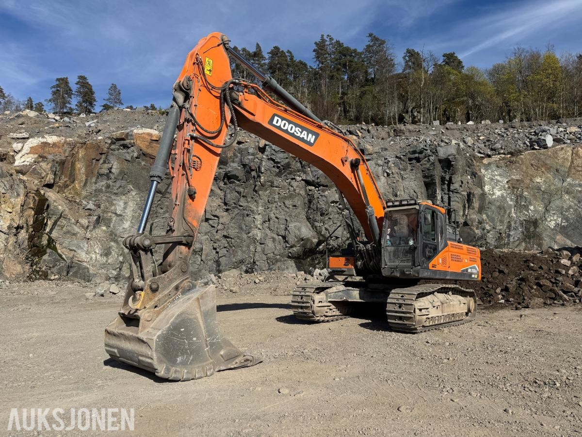 2020 Doosan DX350LC-7 - Beltegraver - Gravemaskin