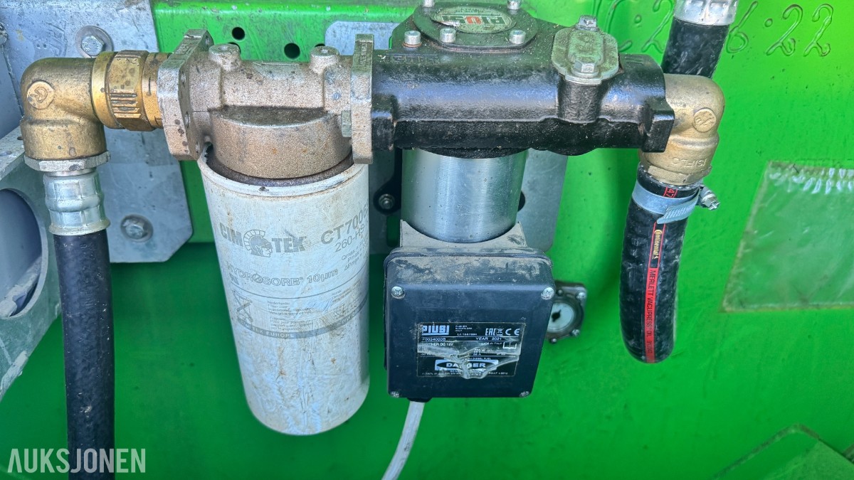 2022 FUEL PROOF 2500L. Med ca 1600L diesel