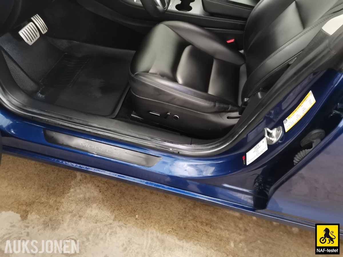 2021 Tesla Model 3 PERFORMANCE AWD GARANTI VARMEPUMPE PANORAMA