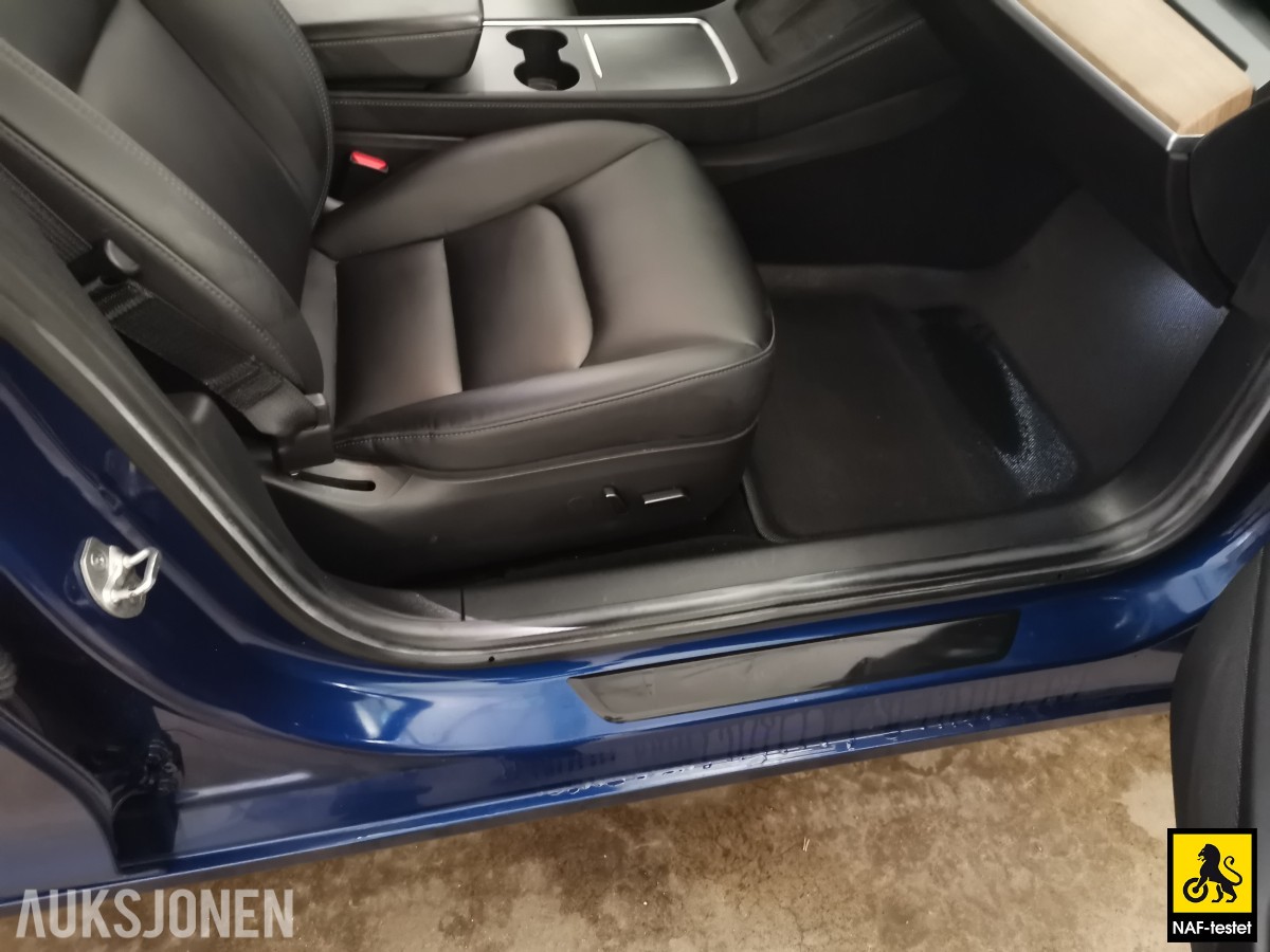 2021 Tesla Model 3 PERFORMANCE AWD GARANTI VARMEPUMPE PANORAMA