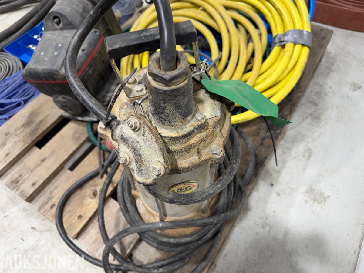Lensepumper, Grundfos SCALA2, slanger og slangeklemmer