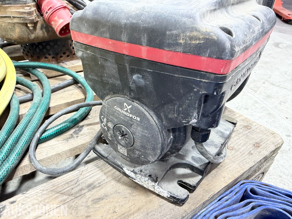 Lensepumper, Grundfos SCALA2, slanger og slangeklemmer