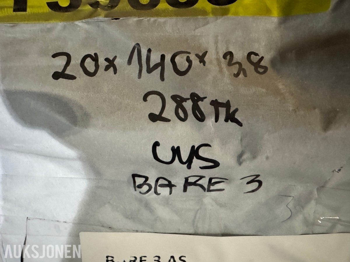 BRANNIMPREGNERT THERMOFURU MED FARGE 20x140x3800 mm 288 stk