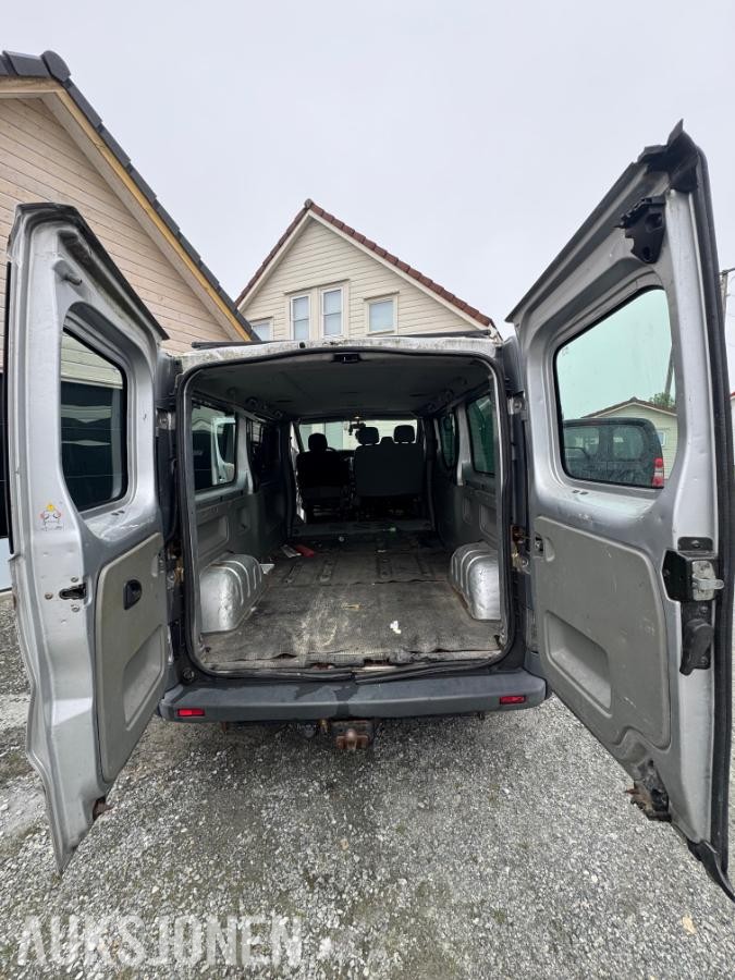 2004 Opel Vivaro 1.9 CDTI 2700, 6-seter