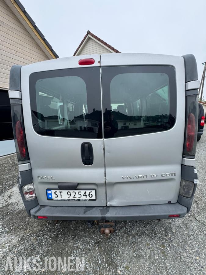 2004 Opel Vivaro 1.9 CDTI 2700, 6-seter