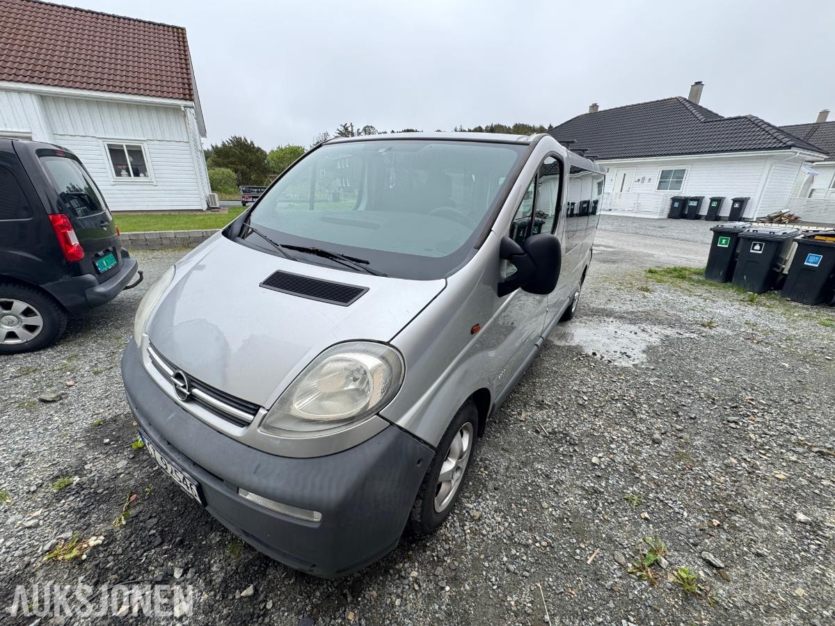 2004 Opel Vivaro 1.9 CDTI 2700, 6-seter