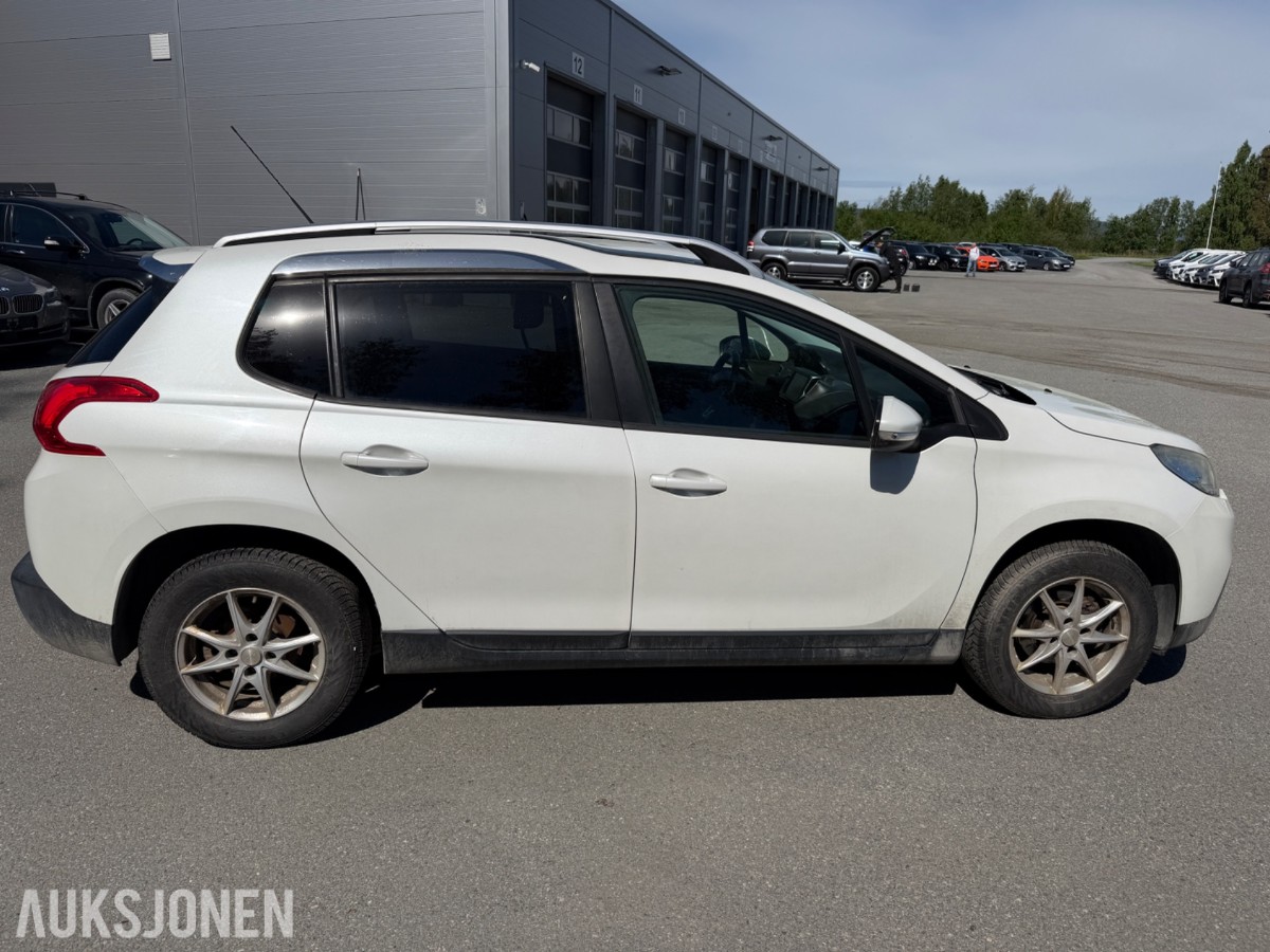2014 Peugeot 2008 1.2-82 / Servicehistorikk / 8xalu