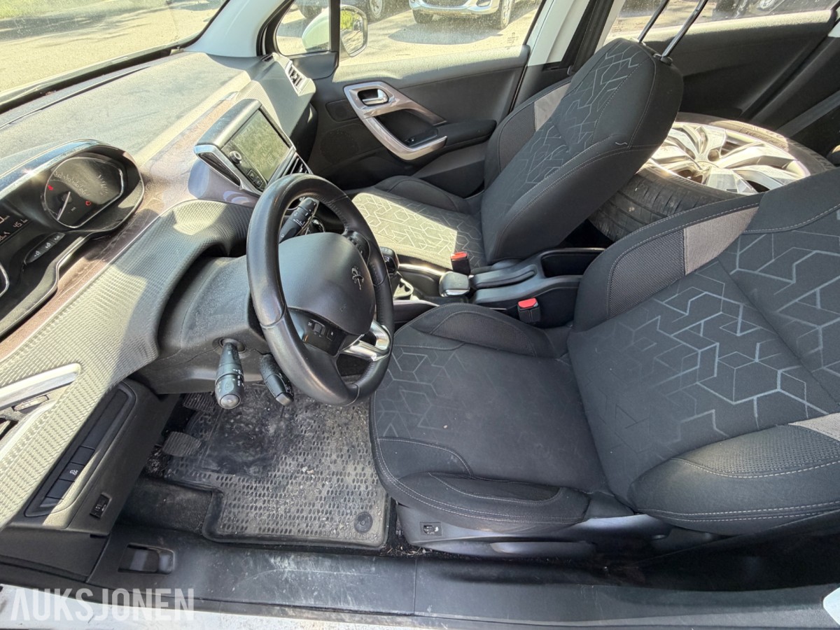 2014 Peugeot 2008 1.2-82 / Servicehistorikk / 8xalu