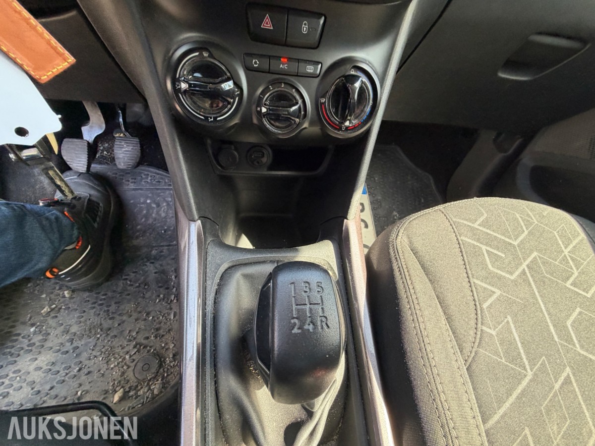2014 Peugeot 2008 1.2-82 / Servicehistorikk / 8xalu