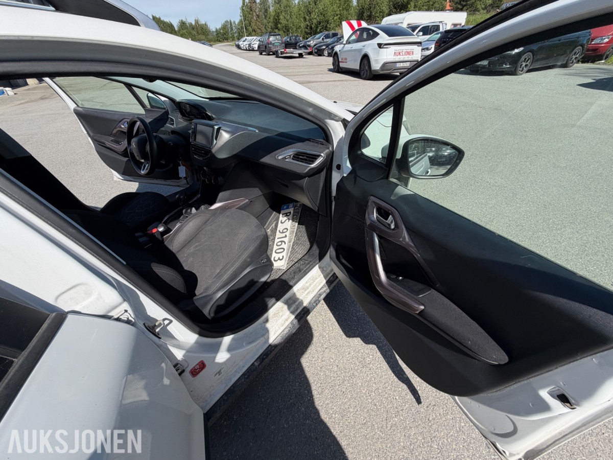 2014 Peugeot 2008 1.2-82 / Servicehistorikk / 8xalu