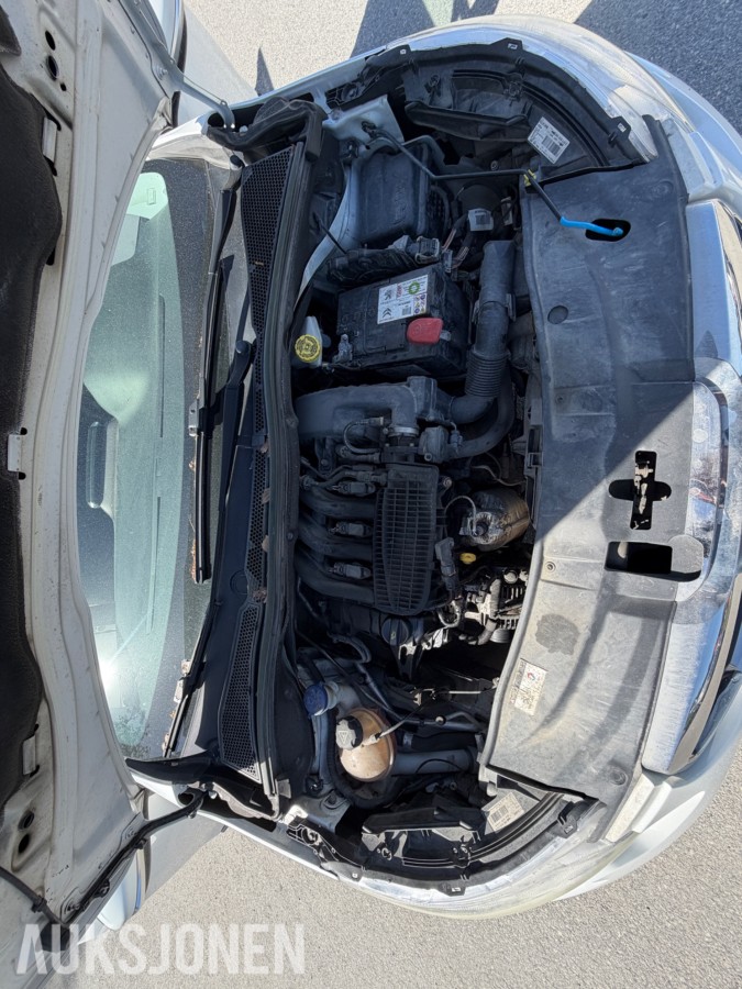 2014 Peugeot 2008 1.2-82 / Servicehistorikk / 8xalu