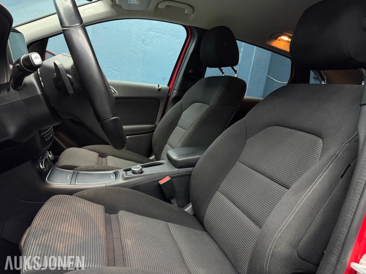 2017 Mercedes-Benz B-Klasse 250 E 180hk Automat Bi Xenon Ryggekamera DAB