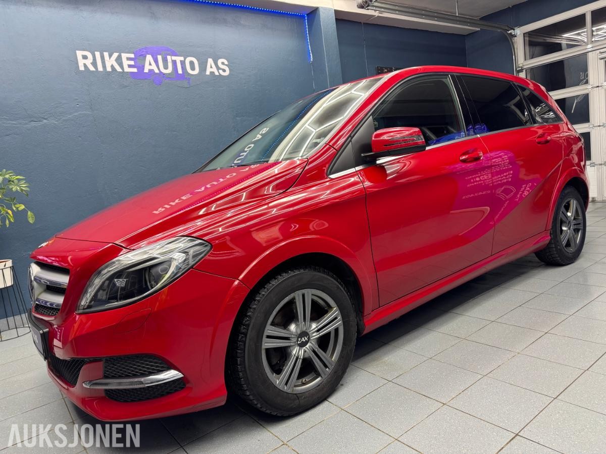 2017 Mercedes-Benz B-Klasse 250 E 180hk Automat Bi Xenon Ryggekamera DAB