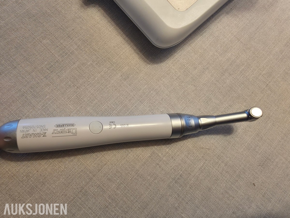 2 stk Dentsply Maillefer X-SMART endomotorer med håndstykker