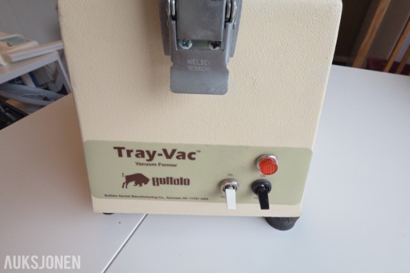 Buffalo Tray-Vac Vacuum Former – Profesjonell vakuumformer for dental/laboratoriebruk