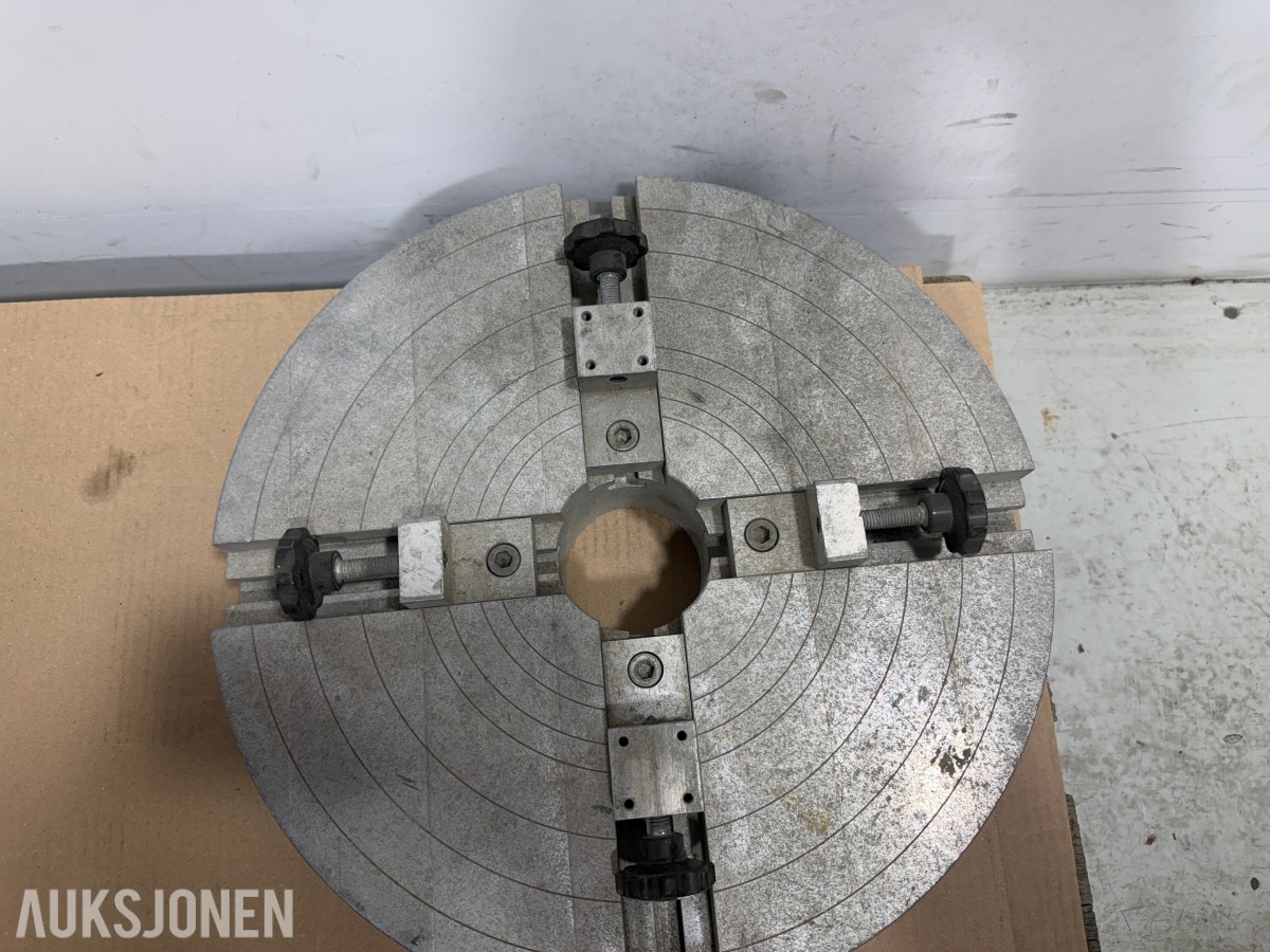 3 Stk Oppspennings bord med 4-armet sentreringsmekanisme