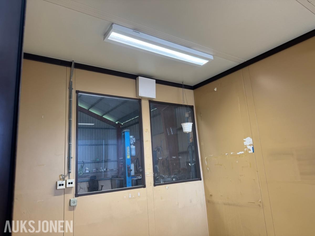 Isolert Kontorbrakke - ingen minstepris