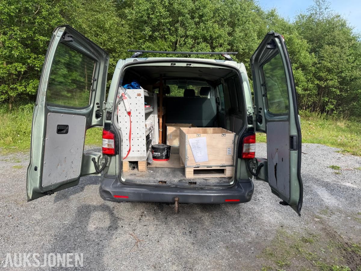 2011 Volkswagen Transporter 2.0-140 D 4MOTION, 296000km