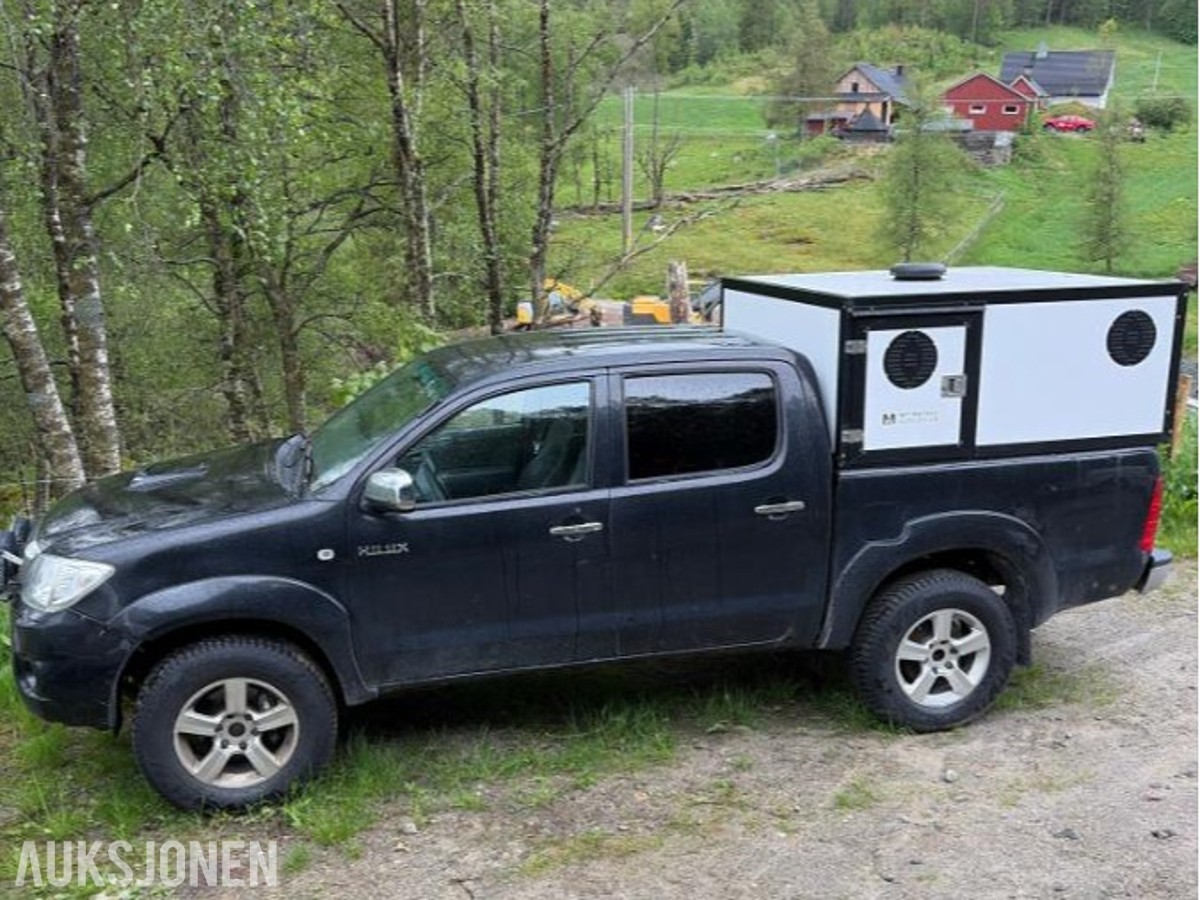 2010 Toyota HiLux 3.0 Diesel 4WD, Automat, Cruisekontroll, Hengerfeste, Reparasjonsobjekt