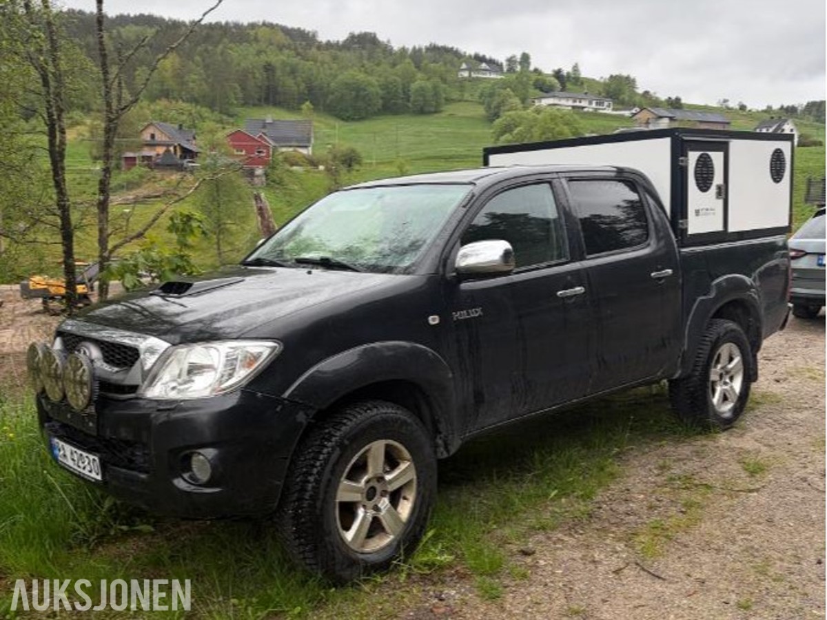 2010 Toyota HiLux 3.0 Diesel 4WD, Automat, Cruisekontroll, Hengerfeste, Reparasjonsobjekt