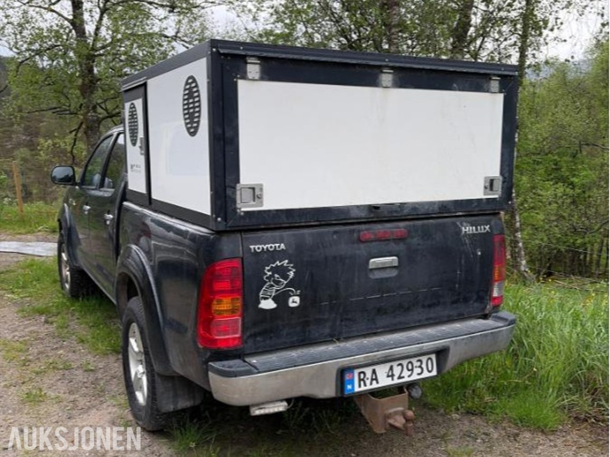 2010 Toyota HiLux 3.0 Diesel 4WD, Automat, Cruisekontroll, Hengerfeste, Reparasjonsobjekt
