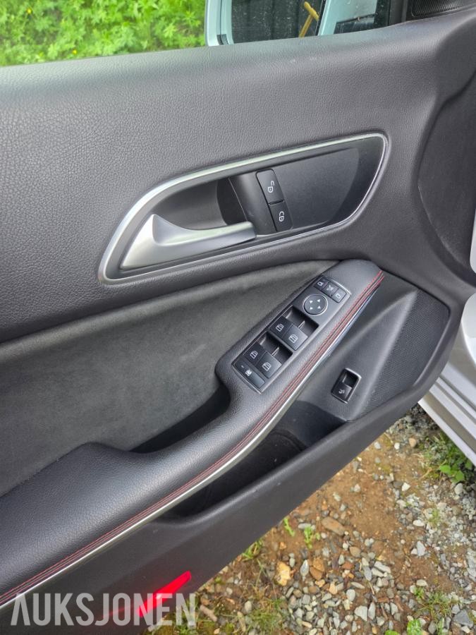 2016 Mercedes-Benz CLA 200 2.1 136Hk 4MATIC, Automat, Ryggekamera, Webasto
