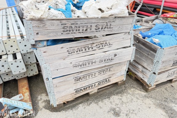 BETONGSTOLER / AVSTANDSHOLDERE - STORT PARTI