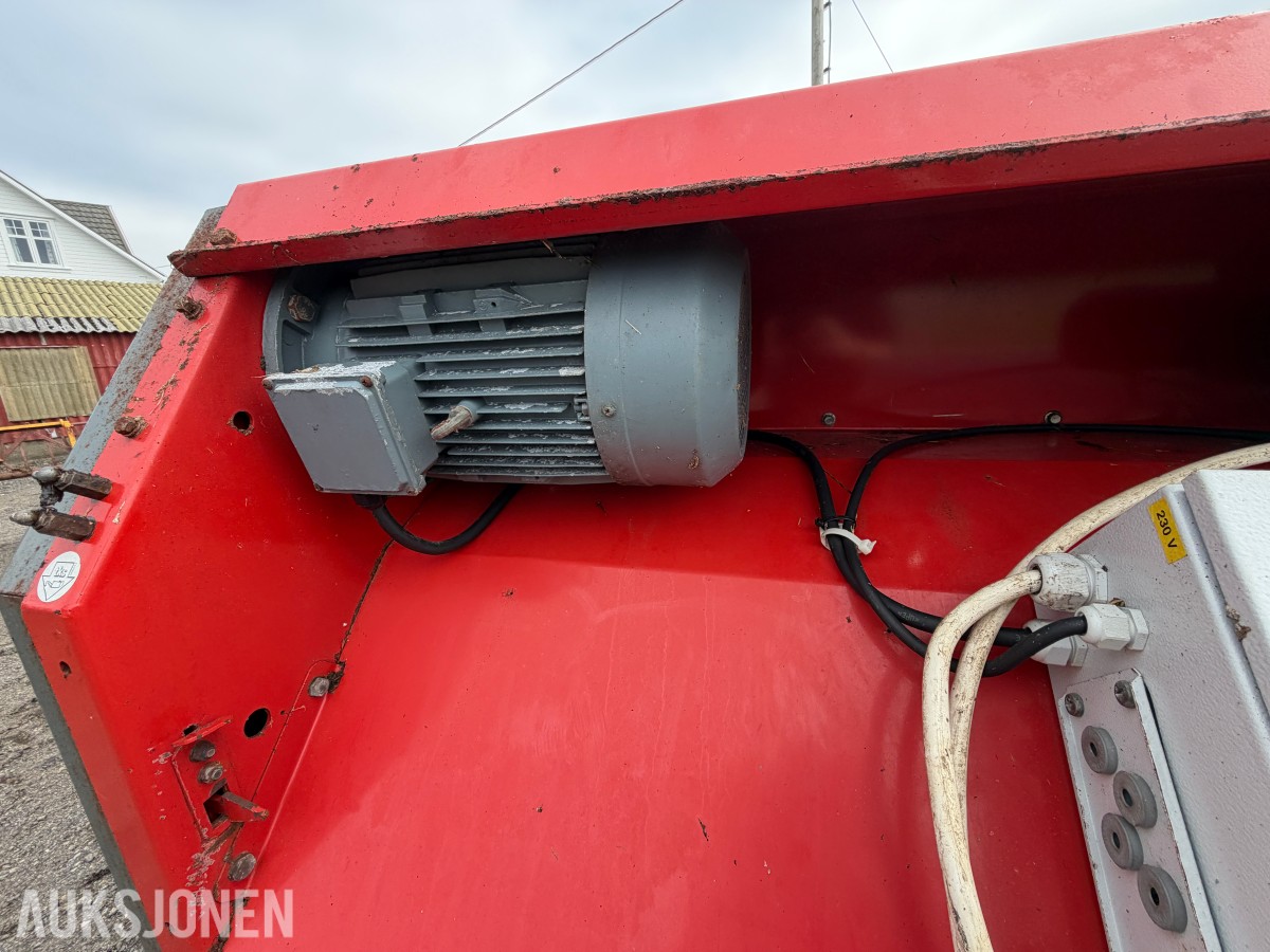 TKS K2 combicutter 1600 - rundballerive