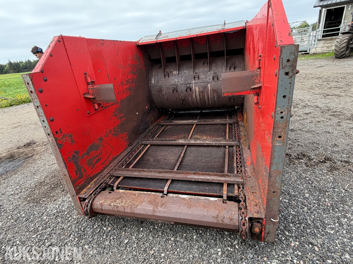 TKS K2 combicutter 1600 - rundballerive