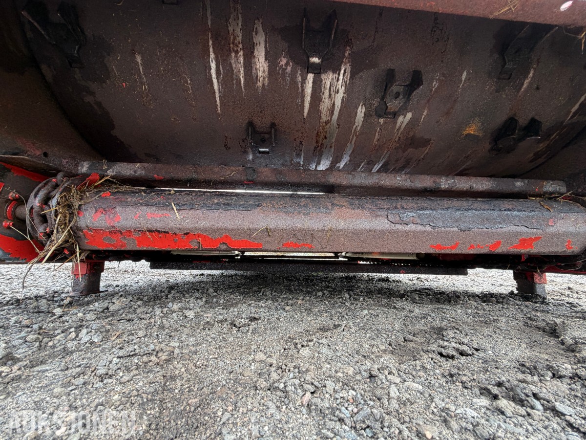 TKS K2 combicutter 1600 - rundballerive